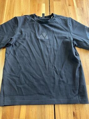Adidas Youth Medium Black Athletic Shirt Short Sleeve Logo Performance Tee